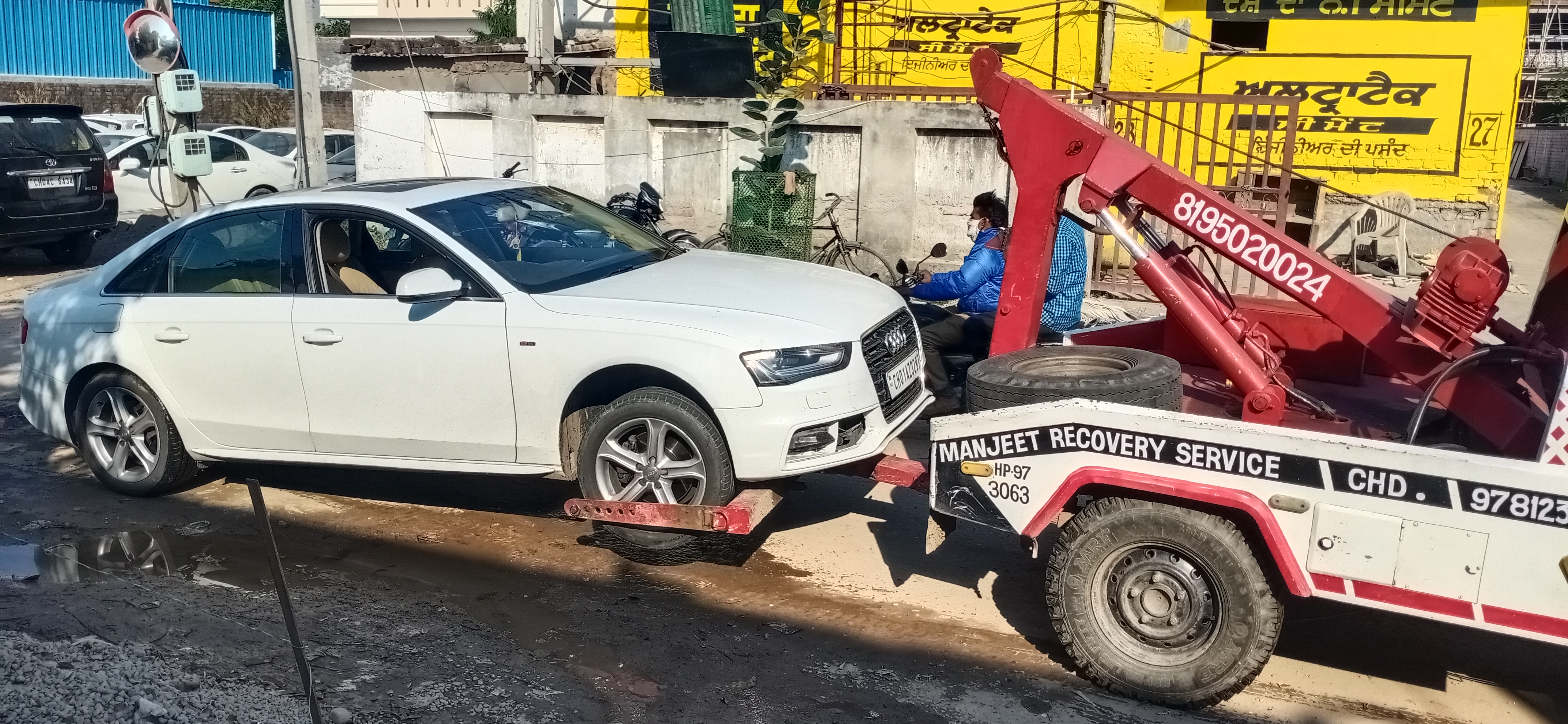 Car Towing Service In Derabassi  | Manjeet Towing Services | Best Car Towing Service In Derabassi, 7 Top Car Towing Service In Derabassi, 24 Hour Car Towing Service In Derabassi, Car Towing Service near me, Car Tochan Service In Derabassi  - GL89121